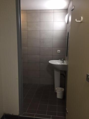 Auberge De Jeunesse Hi Grenoble Échirolles Exteriör bild